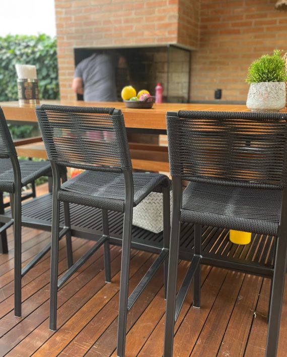 Banqueta Ibizza em aluminio pintado Corda Sintética