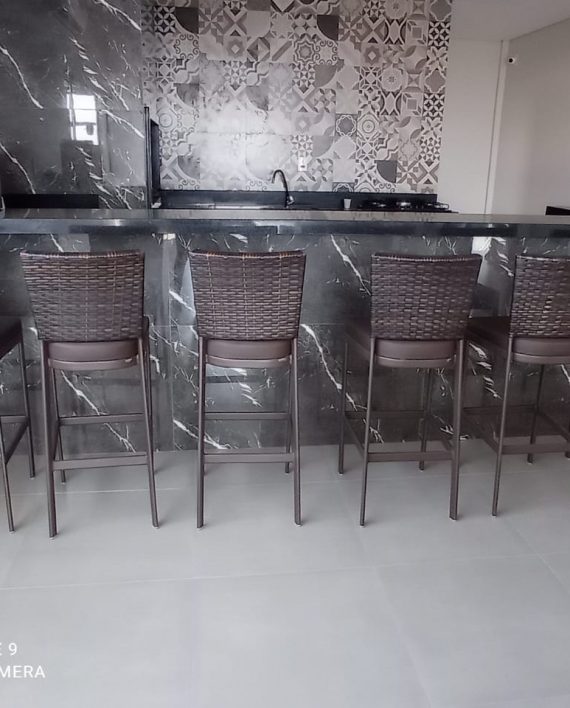 Banqueta Itapema em aluminio pintado – Fibra sintética (2)