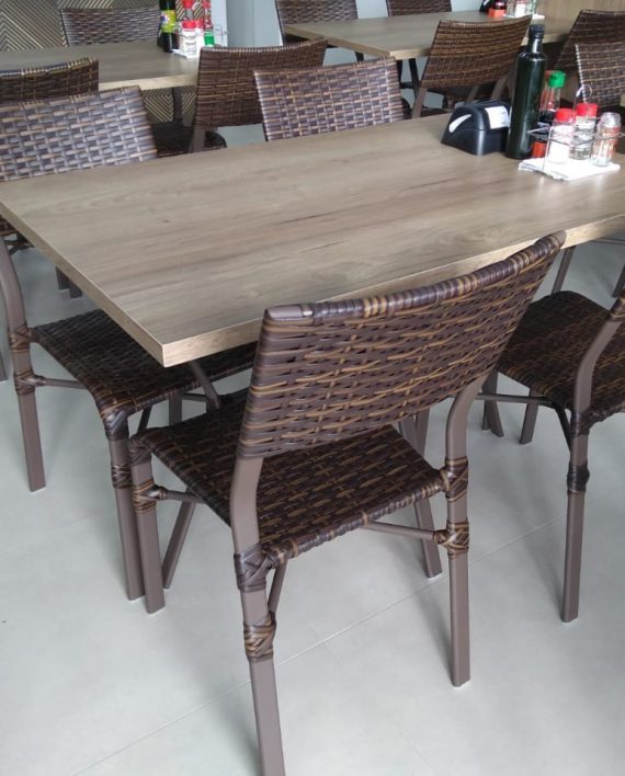 Cadeira Ibizza em aluminio pintado – Fibra Sintética