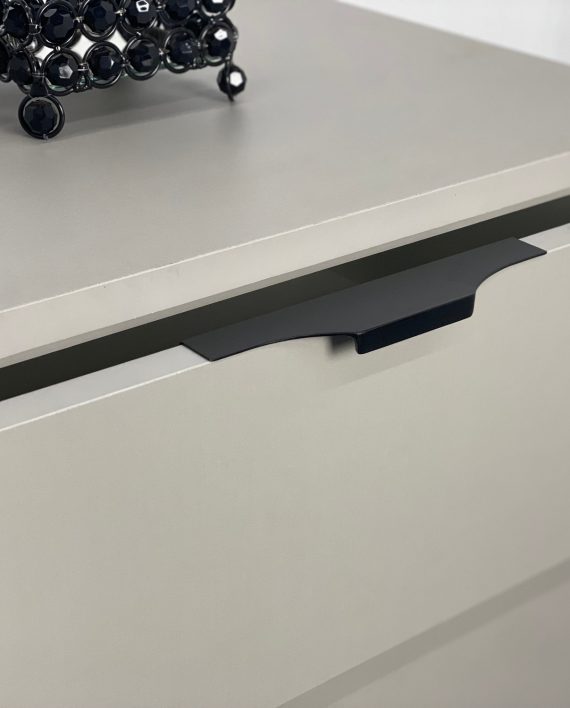 PUXADOR CLEAN CAVA PRETO