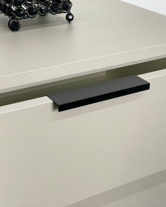 PUXADOR CLEAN RETO PRETO